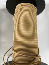 Load image into Gallery viewer, Hat Elastic Honey Blonde