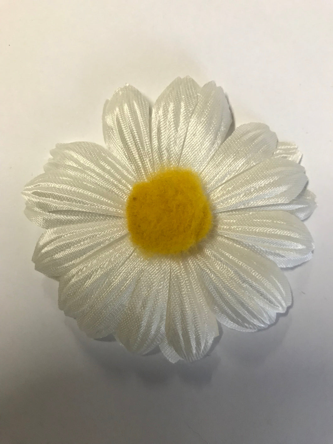 (Copy) Flower Daisy White/Yellow Code 34