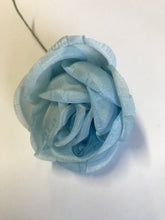 Load image into Gallery viewer, Flower Rose Blue Small Code 28