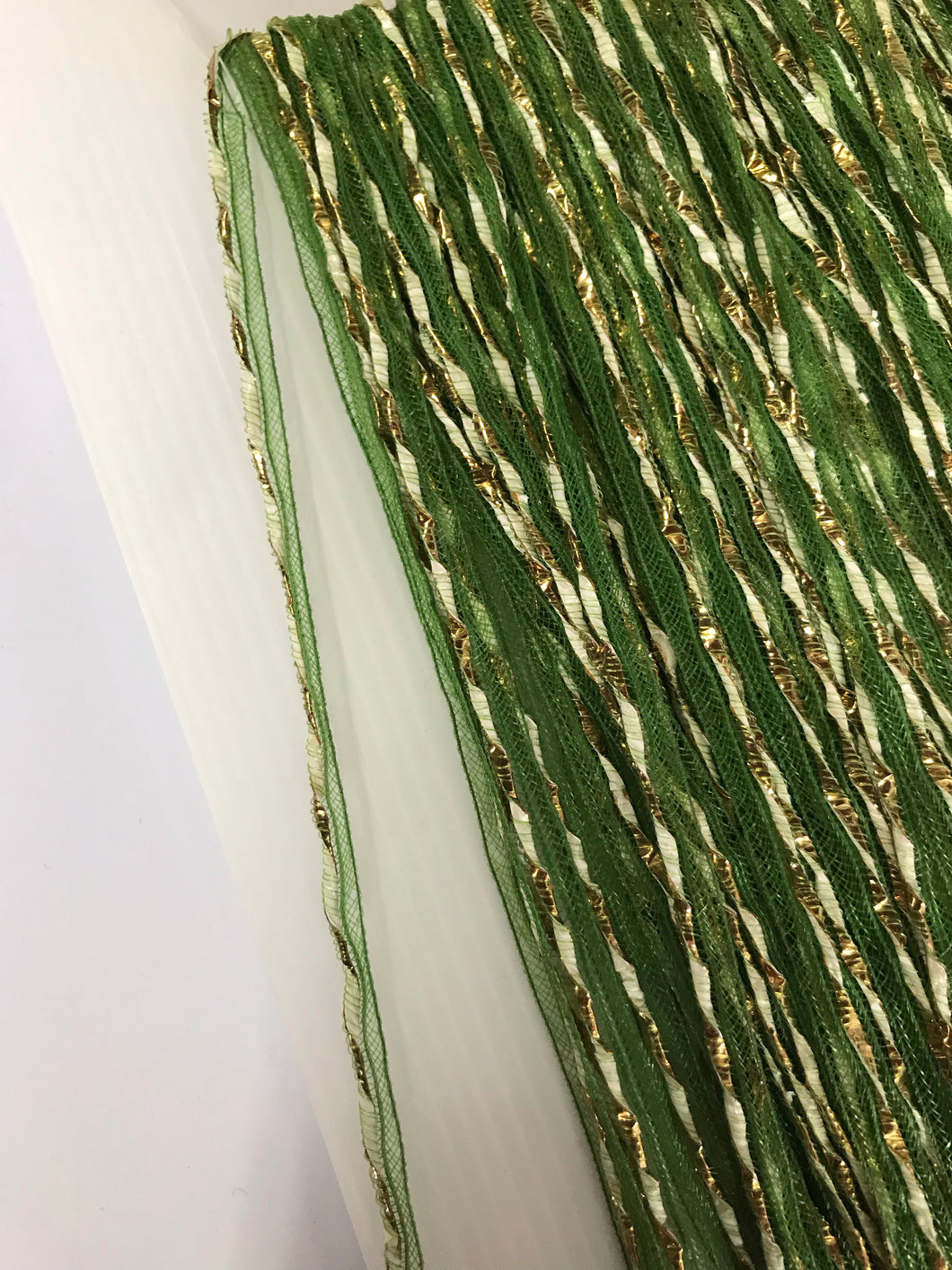 Crinoline Thin Sew-On Edge .75cm wide Green/Gold