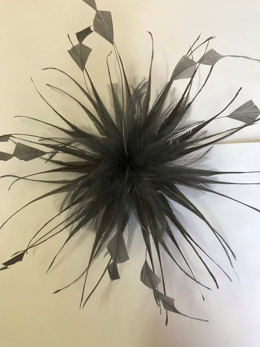 Spiky Feather Flower YX12102 Dark Grey (048)