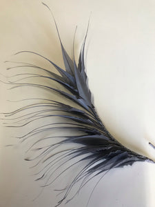 Feather Mount Spike Dark Grey Code F201501