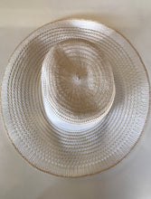 Load image into Gallery viewer, Brim Hat - Fine weave White and Nude