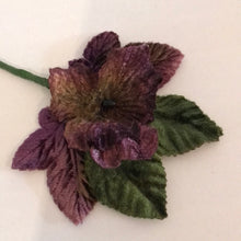 Load image into Gallery viewer, Vintage Velvet Pansy Posy - Grape with Green Leaves