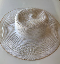 Load image into Gallery viewer, Brim Hat - Fine weave White and Nude