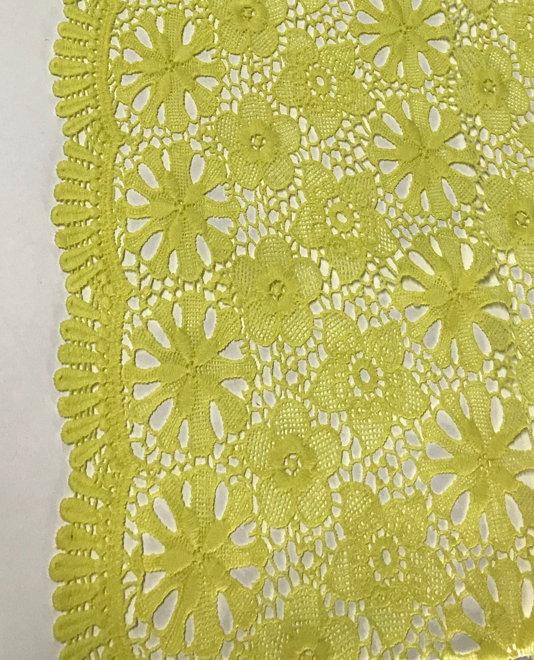 Lace - Guipure Fine Flowers - Neon Yellow Code 37