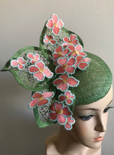 Load image into Gallery viewer, Lace - Multi Guipure - Apricot &amp; Mint Flowers - Code 06